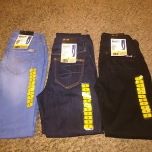 I am selling skinny jeans. Size 8 in woman's